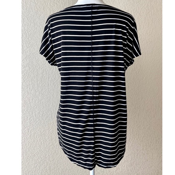 Gap Dolman Short Sleeve black stripe top - Picture 3 of 4